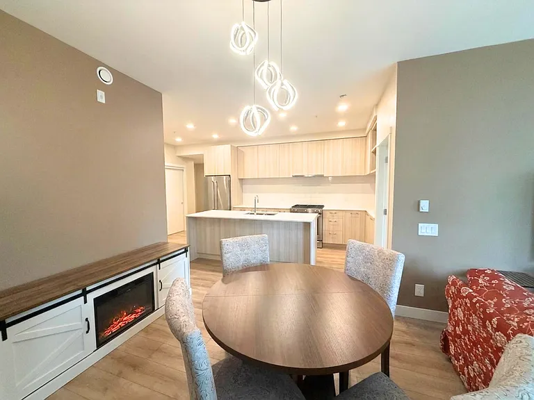 721 Anskar Ct #214 — Photo 3