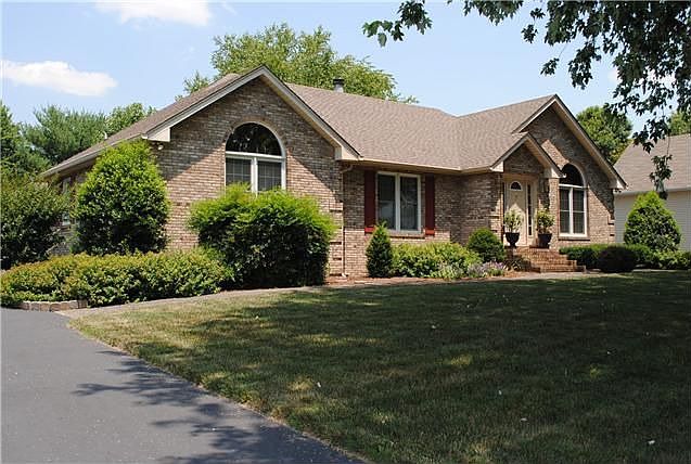1st image of 108 Brownstone Dr