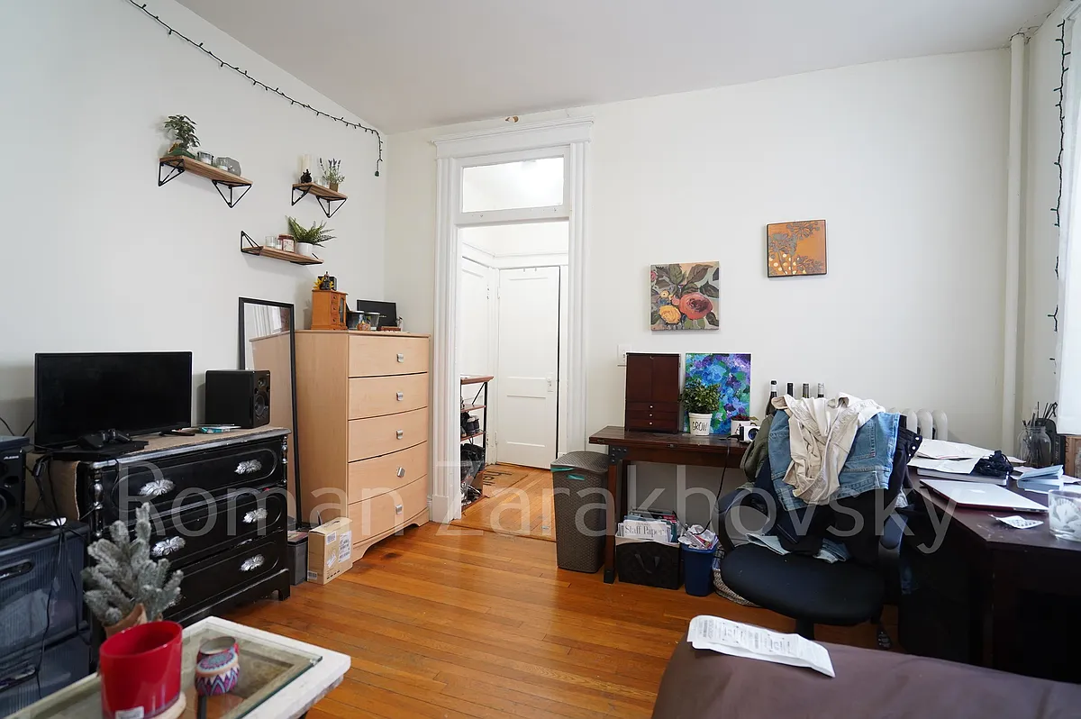 Building Photo - 14 Orkney Rd #42