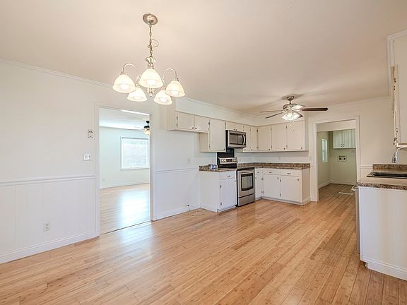 2nd image of 155 Eunice Ln