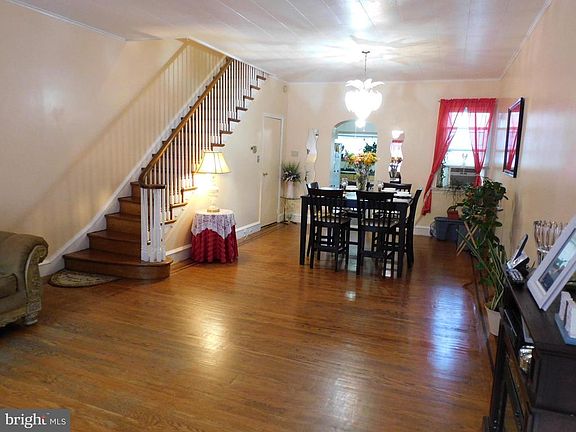 3rd image of 2063 E Dauphin St