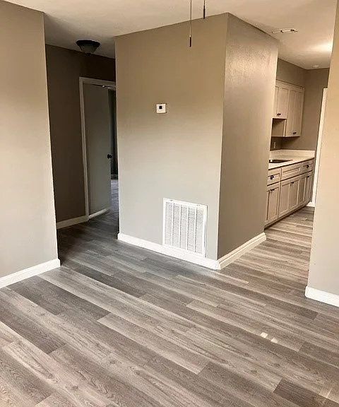 206 E Williamson Ave — Photo 4