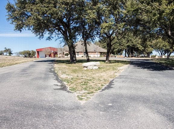 2nd image of 5130 Green Oaks Dr