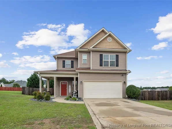 424 Scipio Ct, Hope Mills, NC 28348
