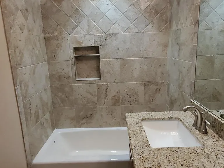 111 Gardenia St — Photo 10