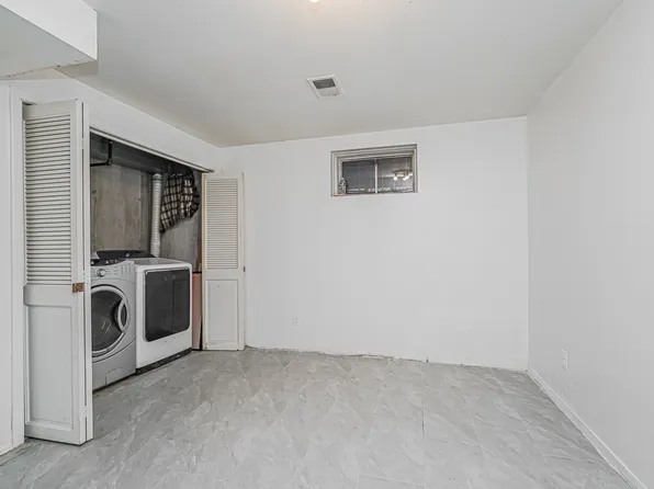 30 Westport Lane image 26 of 29