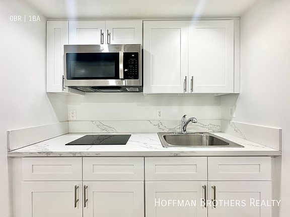 4th image of 1445 S Sherbourne Dr #A