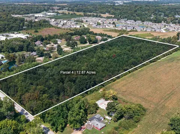 2300 E Woodsmall Dr, Terre Haute, IN 47802