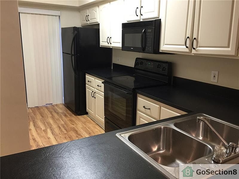 1st image of 11590 NW 45th St #1