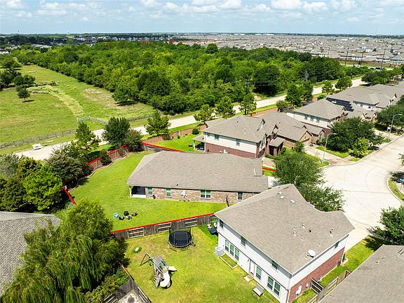 3rd image of 24139 Orange Orchard Lane