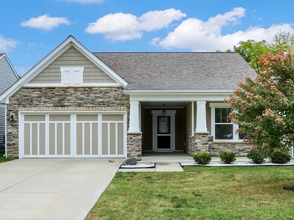 6103 Pebblebrooke Rd, Whitestown, IN 46075