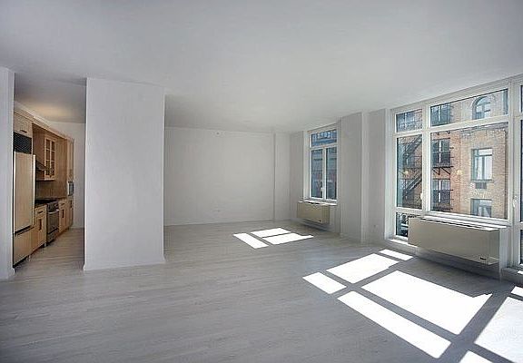4th image of 55 Thompson St #302