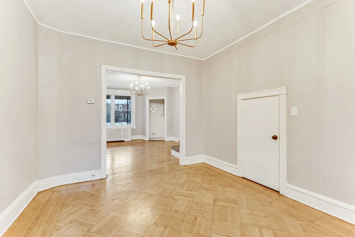 Building Photo - 1727 S 58th St