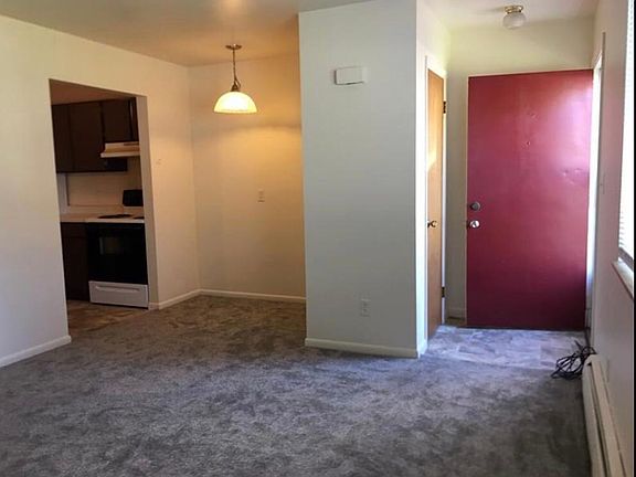 4th image of 308 N Columbian St APT 1