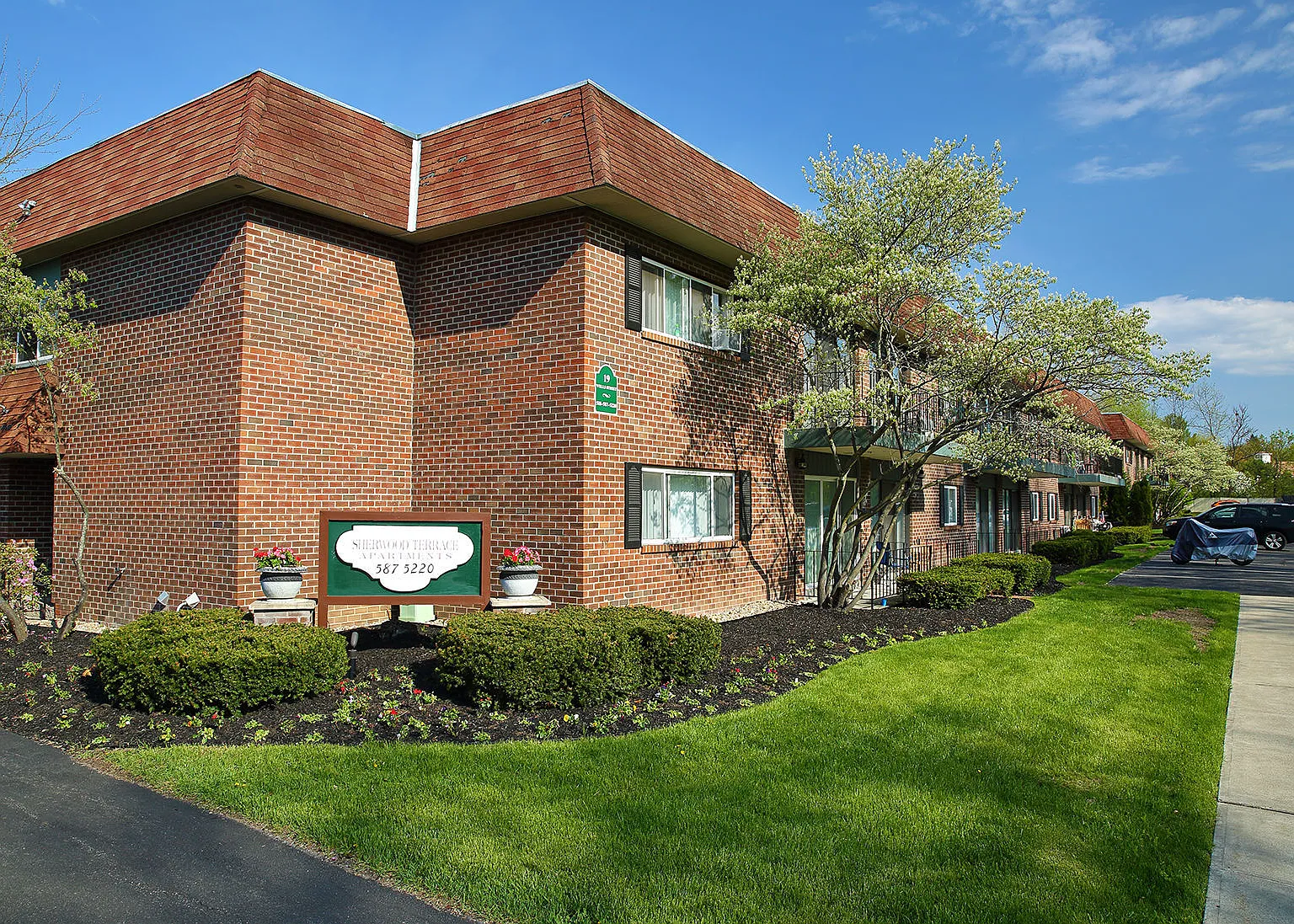 Sherwood Terrace Apartments — Photo 1