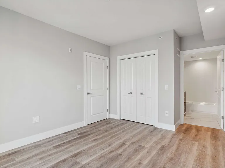1222 N Marshall St — Photo 111