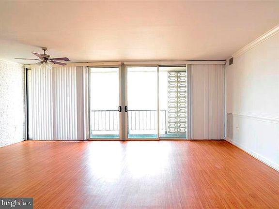 3rd image of 4345 Ivymount Ct APT 42