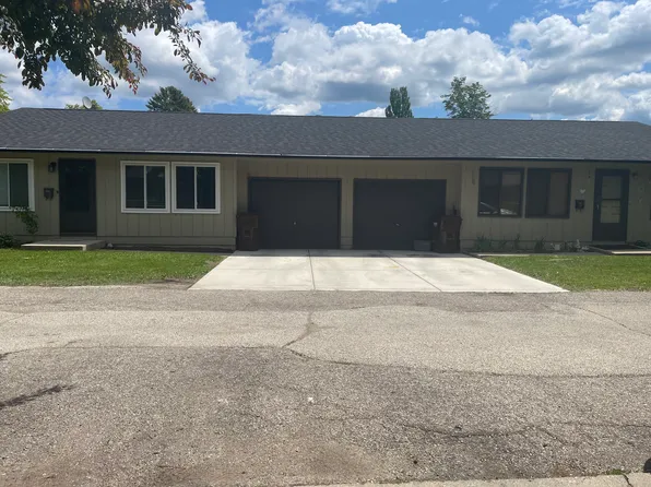 600 Saint Johns Rd #600, Woodstock, IL 60098
