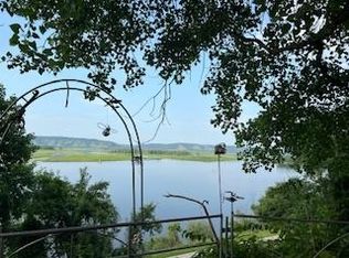 1936 Great River Rd #11, Lansing, IA 52151
