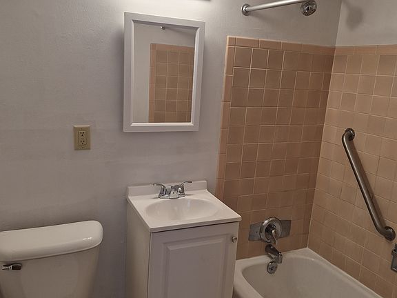 3rd image of 9702 W Oklahoma Ave APT 1