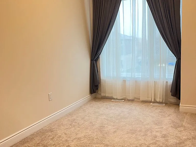 251 Tennant Cir — Photo 19