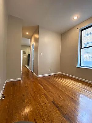 3rd image of 433 E 80th St APT 14