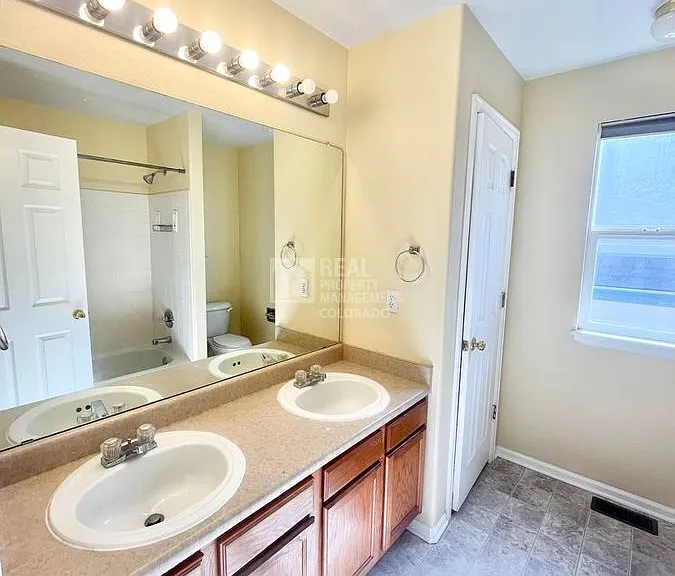 17273 E Lake Dr — Photo 31