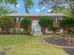 904 Crestwick Rd, Baltimore, MD 21286