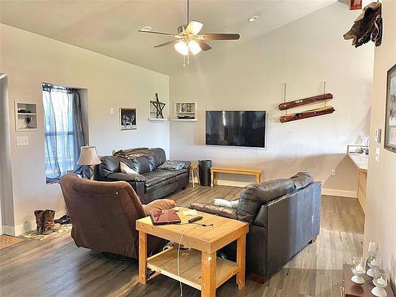 4th image of 1267 County Road 1750