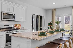 3rd image of 615 Lina Drive