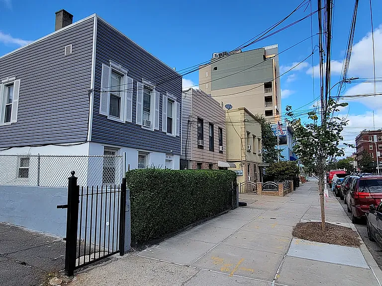 39-30 29th St #1A — Photo 3