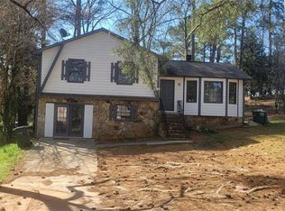 1 Hidden Valley Dr, Lawrenceville, GA 30044