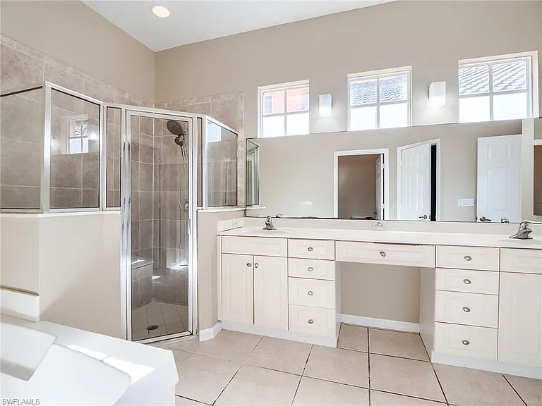 9124 Brendan Preserve Ct — Photo 22