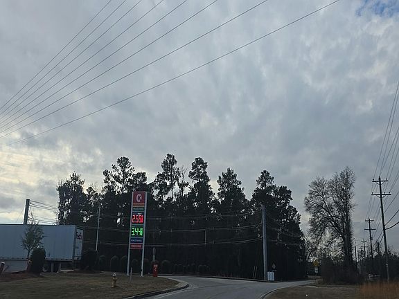 4th image of 4962 Hartley Bridge Rd