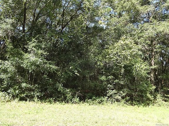 4th image of 8774 N Farragut Way