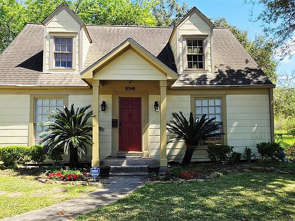 4th image of 8548 Findlay St