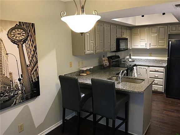 3rd image of 14151 Montfort Dr APT 257