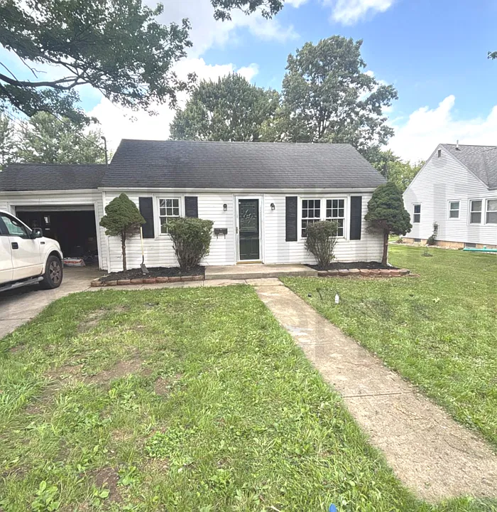 32 Market St