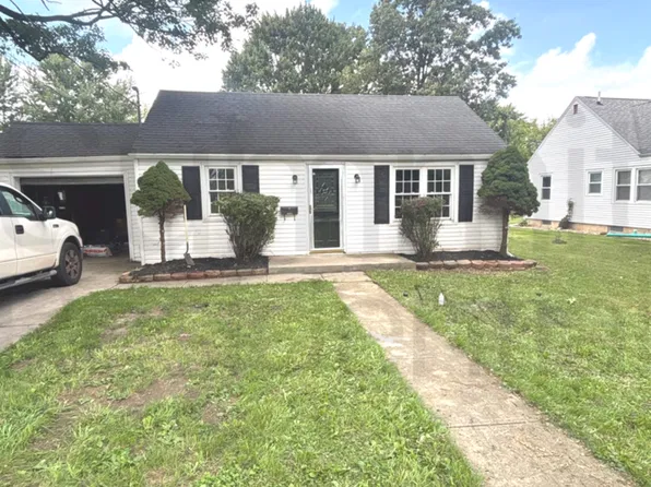 32 Market St, Greenwich, OH 44837