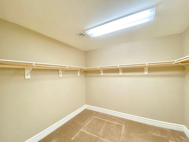 9675 Marcelline Ave — Photo 16