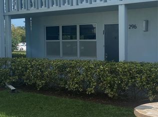 296 Newport Dr #296-T, Deerfield Beach, FL 33442