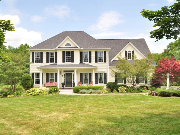 190 Shadow Pond Lane, Suffield, CT 06078