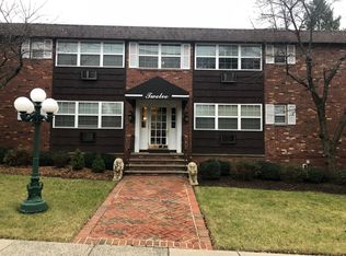 12 Brookside Ave, Caldwell, NJ 07006