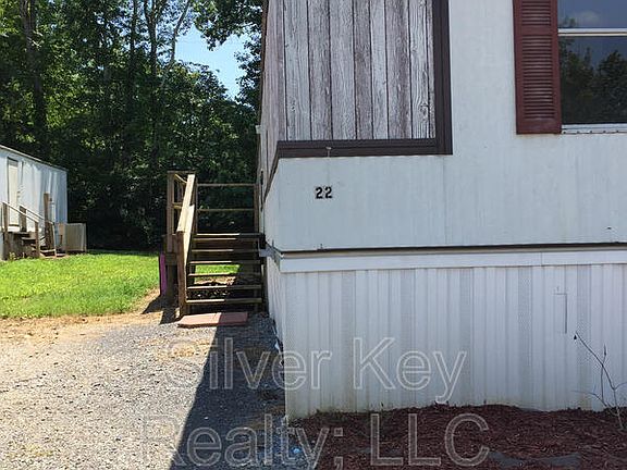2nd image of 1019 S Jackson St Lot 22