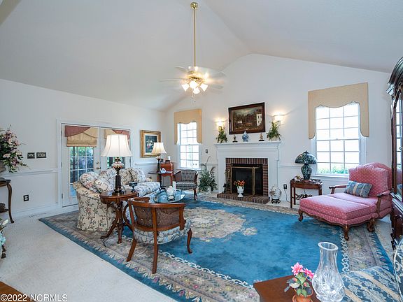 3rd image of 4161 Shearwater Way SE