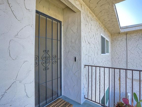 4th image of 8220 Vincetta Dr #44