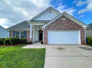 202 Perimeter Dr, Lagrange, GA 30241