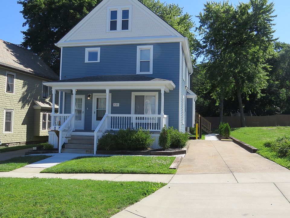 1st image of 131 Lincoln St #131