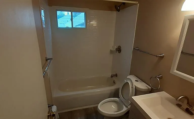 8662 Ford Ave — Photo 13