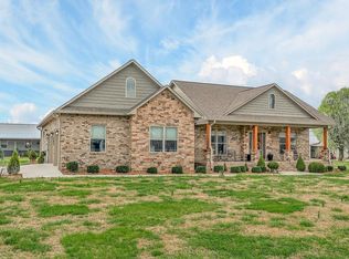 748 Brookemeade Dr, Sparta, TN 38583